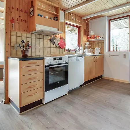 Alfons - 600m From The Sea By Interhome